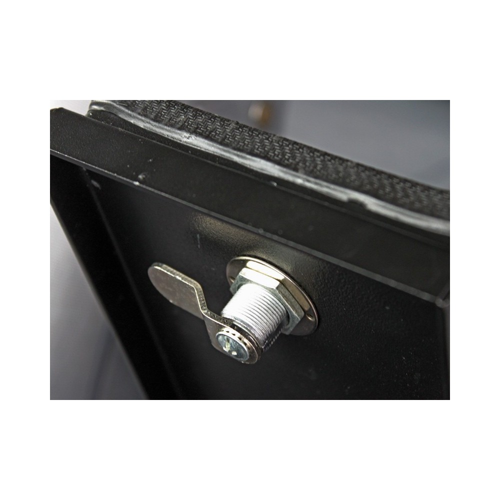 Coffre-fort sous la console d’une Toyota Land Cruiser 76 - de Front Runner