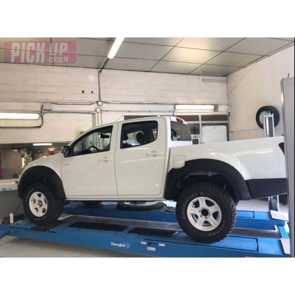 Elargisseurs d'ailes Isuzu Dmax Crew