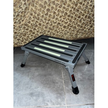 Marche-pied  camping bivouac en aluminium ironman 4x4 chez sifa  48x30x22 cm