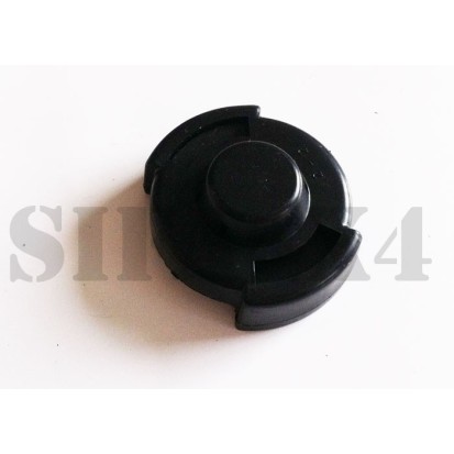 bouchon-vase-d\'expension-niva-1600-1700..jpg