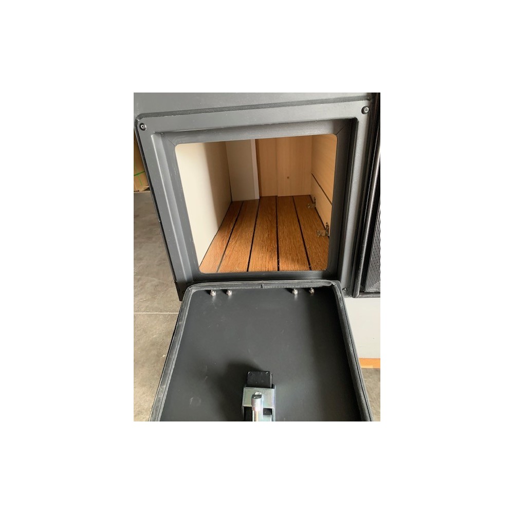 Cellule MANGUSTA double cab. interieur vide